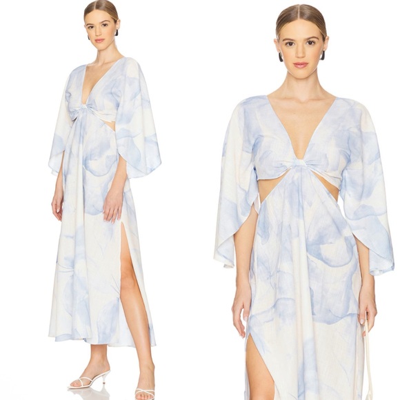 Boamar Dresses & Skirts - NWT BOAMAR Avalon Floral Light Blue Revolve Cutout Maxi Dress in Blossom Size XL